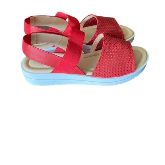 Spring Step Red Travel Flat Sandal 40 - Picture 4 of 7